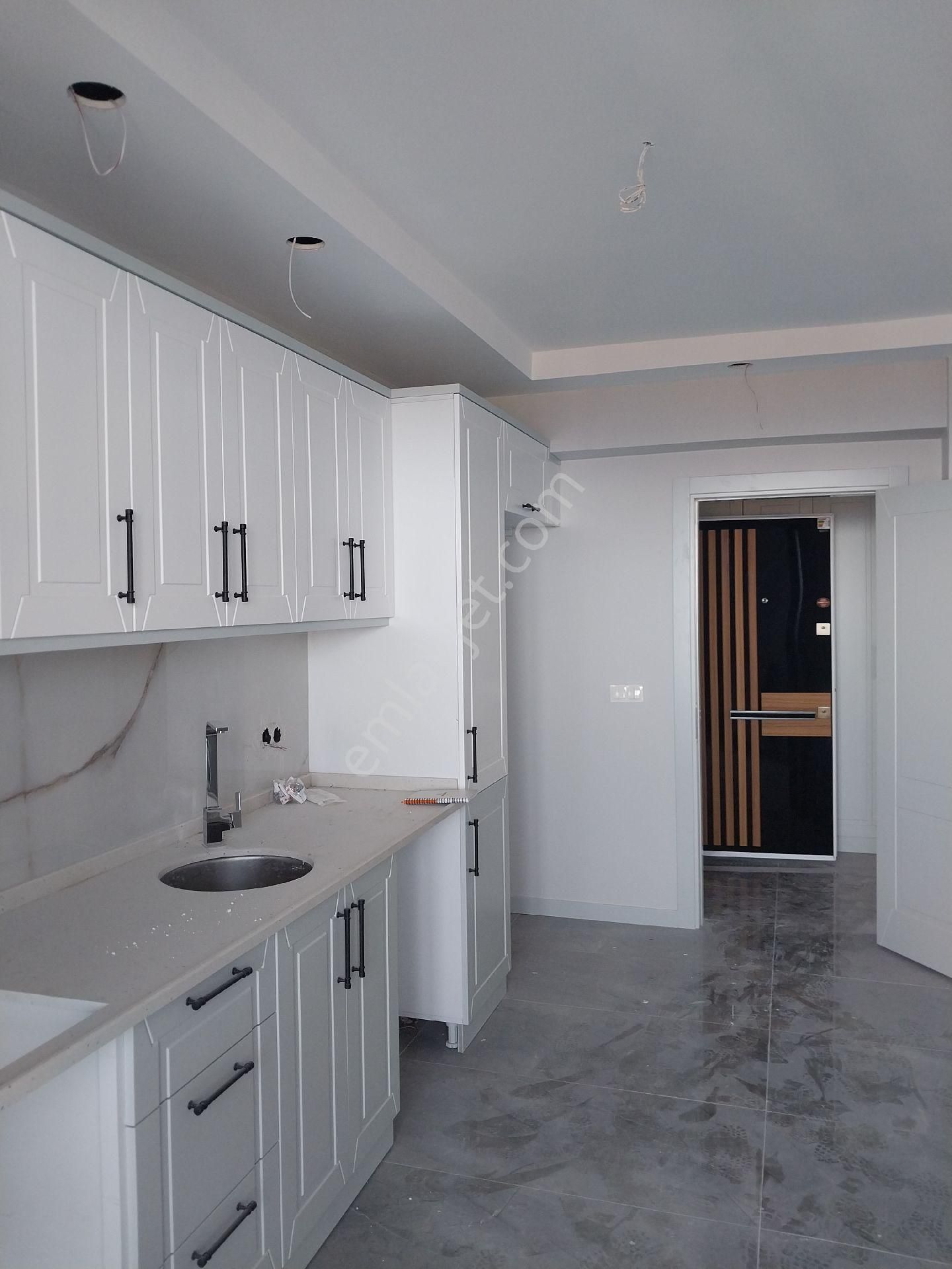 Tekirdağ Süleymanpaşa Gayrimenkulden Satılık 3+1daire Atatürk Mah 5kat 135m2 - Görsel 4