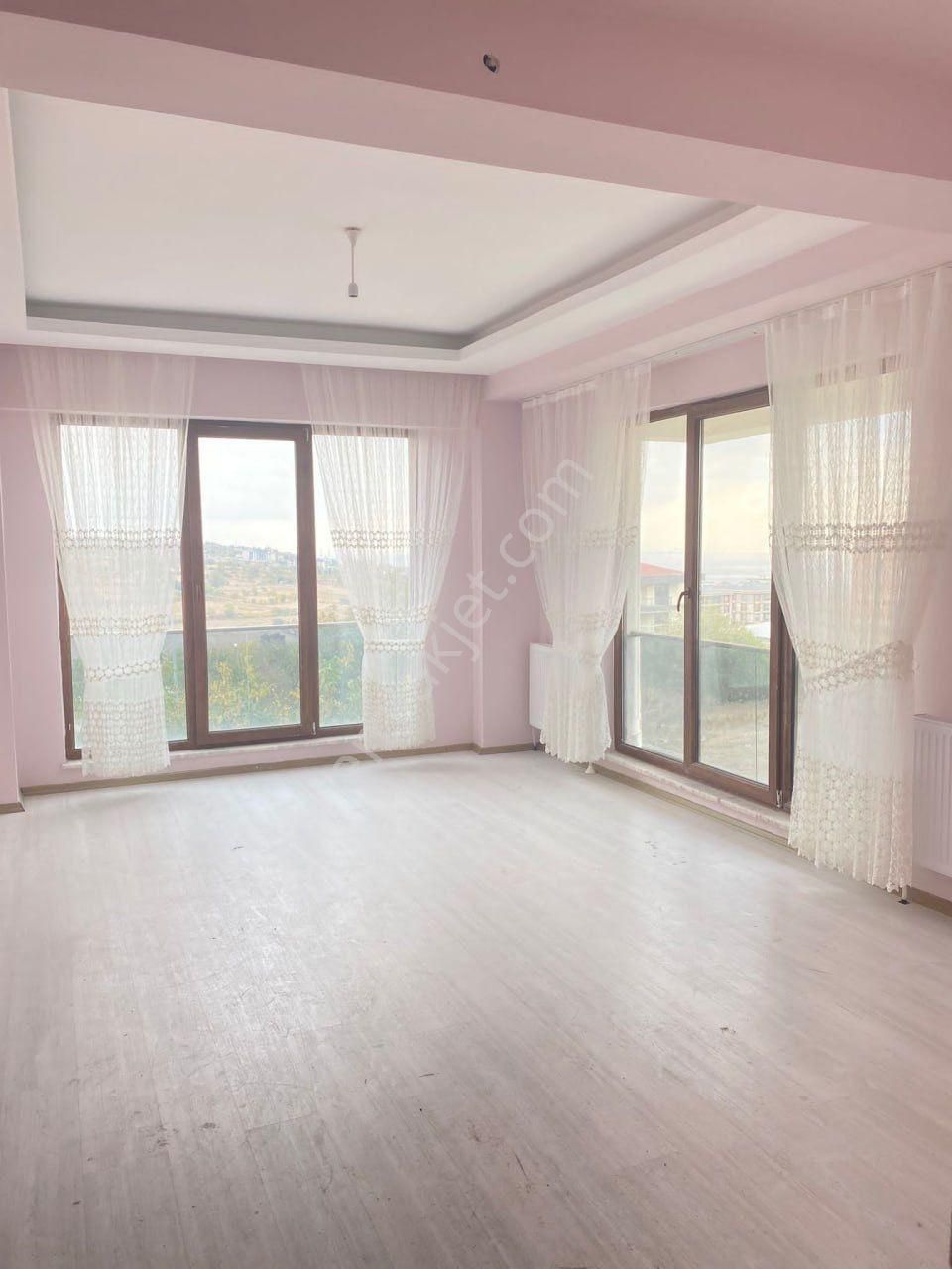 Süleymanpaşa Ortacami Satılık Daire  TEKİRDAĞ S.PAŞA ORTA CAMİ TERS DUBLEKS BAHÇELİ 2+1 SATILIK DAİRE