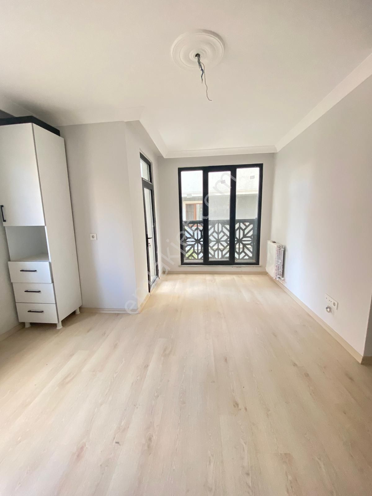 Maltepe Fındıklı Satılık Daire  ASİA EMLAK'DAN BALKONLU 85 M2 2+1 1.KAT FIRSAT