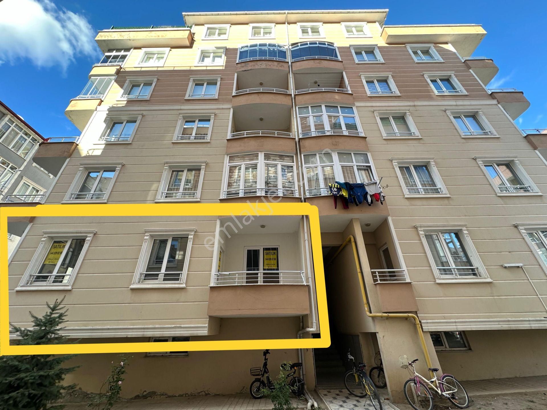 Kırklareli Merkez İstasyon Satılık Daire  KIRKLARELİ İSTASYON MAH YÜKSEK GİRİŞ 3+1 GENİŞ 140 M2 LÜKS DAİRE