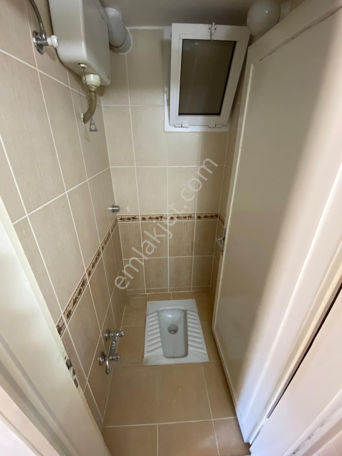 Aydın Nazilli Yöntem Emlaktan Aydoğdu Mahallesi Hürriyet Caddesi Üzerinde Kiralık 3+1 Daire - Görsel 14