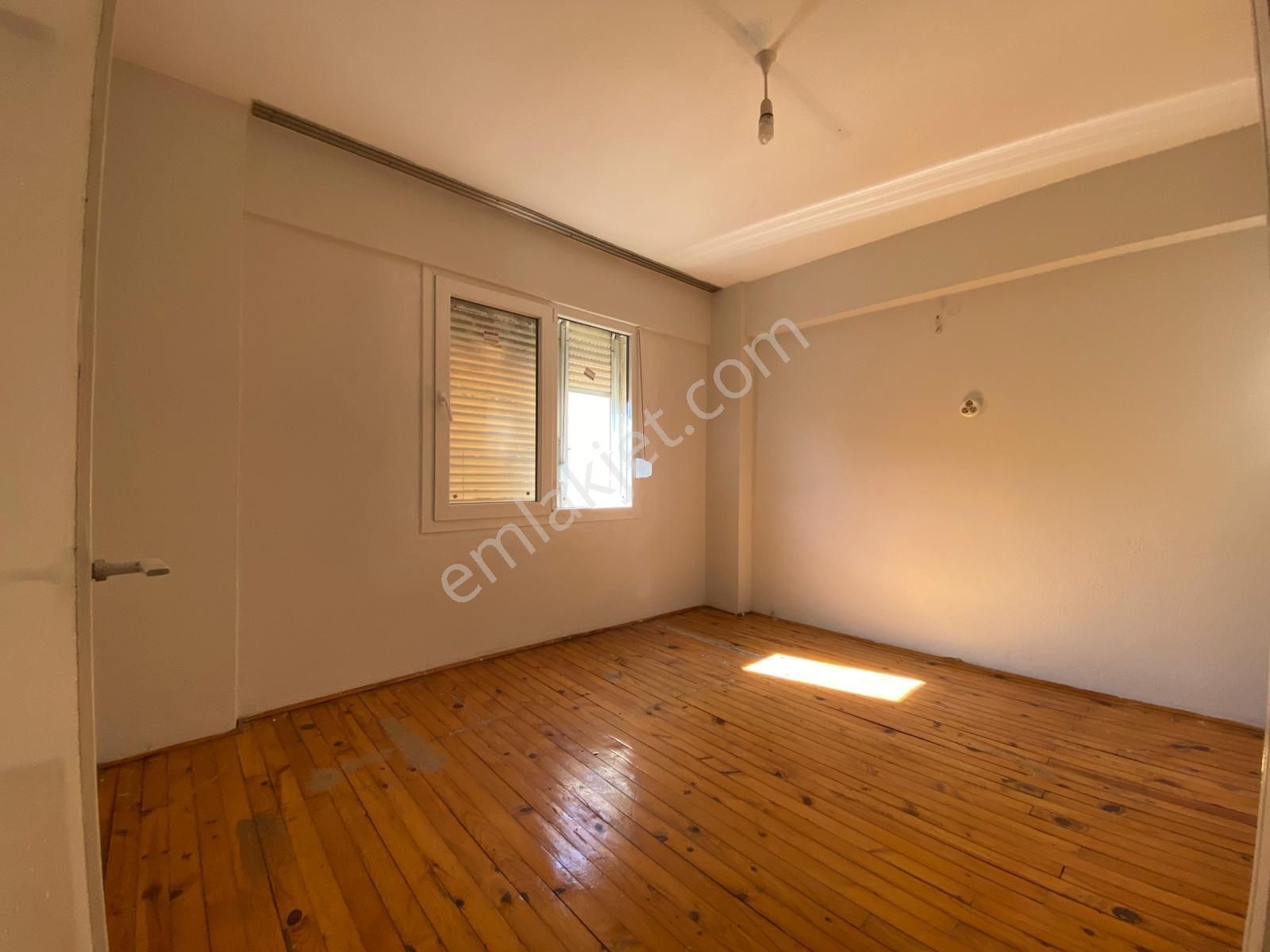 Aydın Nazilli Yöntem Emlaktan Aydoğdu Mahallesi Hürriyet Caddesi Üzerinde Kiralık 3+1 Daire - Görsel 9