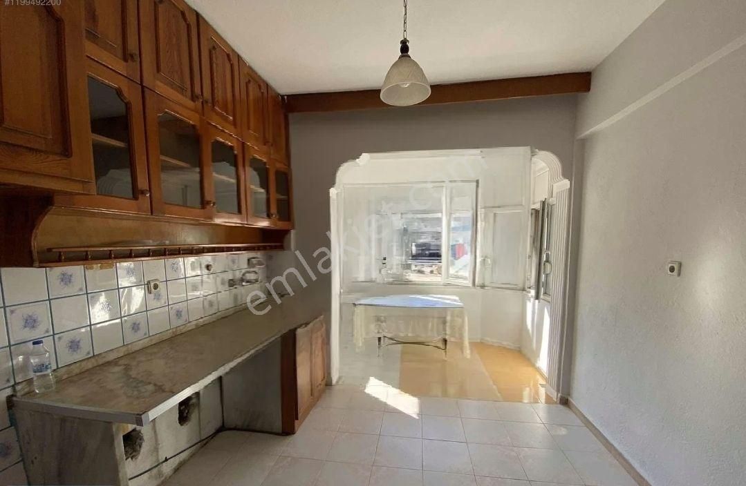 Manavgat Milli Egemenlik Kiralık Daire Milli egemenlik mahallesinde 3+1 kiralık geniş daire