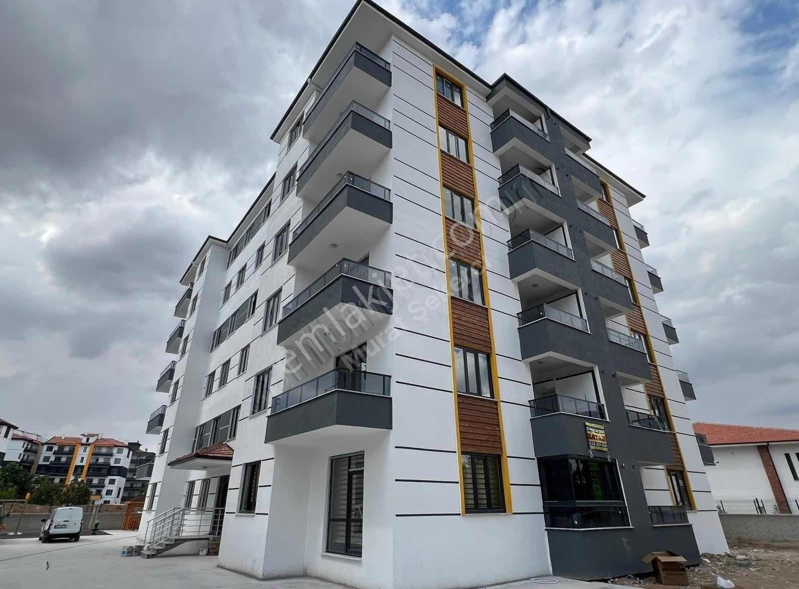 Karatay Doğuş Satılık Daire FETİH CADDESİN'DE SATILIK SIFIR DAİRE