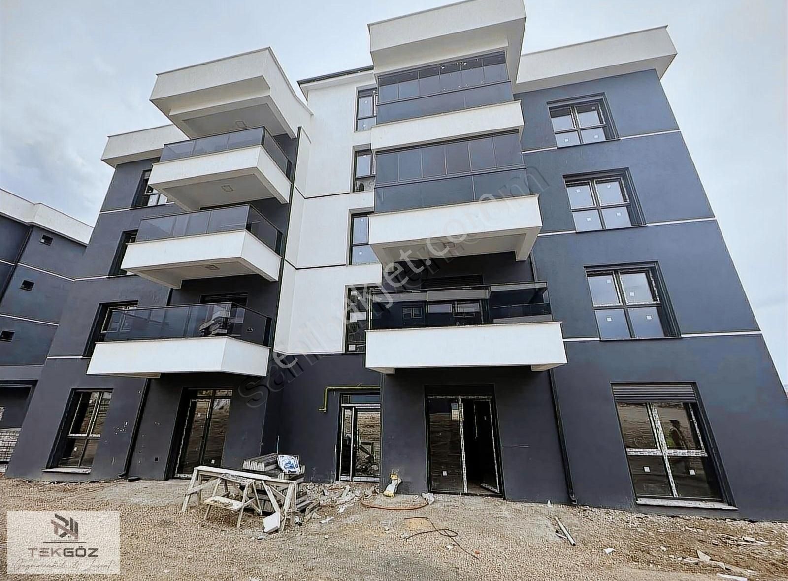 Tepebaşı Boyacıoğlu Satılık Daire TEKGÖZ'DEN YENİŞEHİR PARK REZİDANS'TA SATILIK LÜKS 4+1 DAİRE