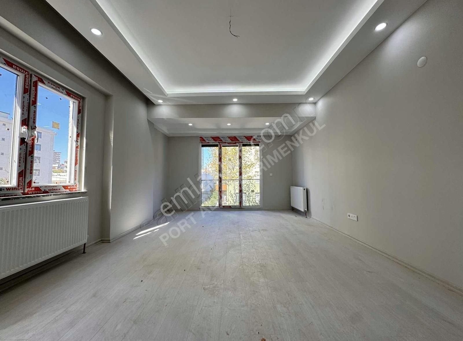 Kartal Çavuşoğlu Kiralık Daire ÇAVUŞOĞLU MERKEZ'DE 3+1 120M² SIFIR ASANSÖR K. OTOPARKLI KİRALIK