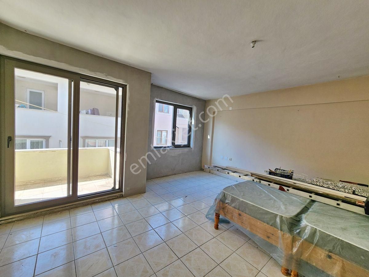 Küçükkuyu Sahil Satılık Komple Bina / Çarşıda / Restoran , Otel , Mağaza , Dükkana Uygun - Görsel 18