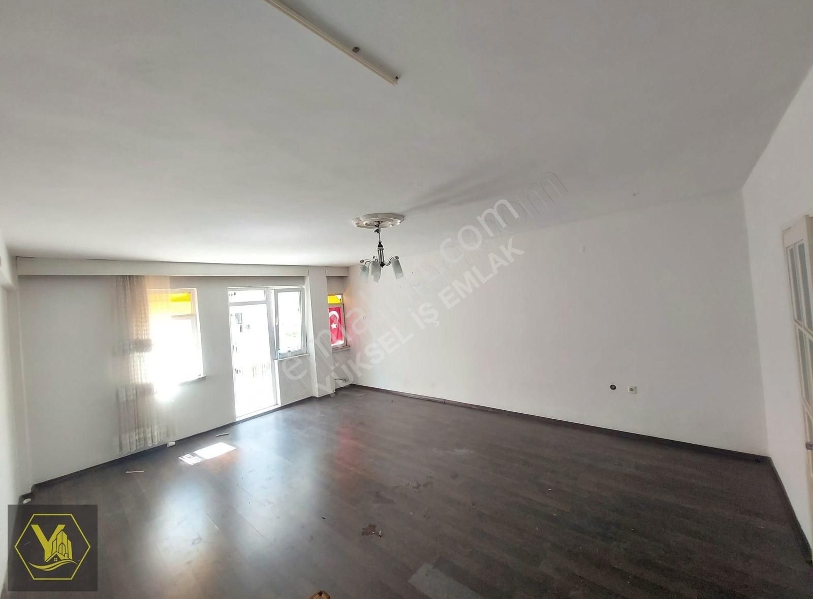 Muratpaşa Kızıltoprak Kiralık Daire KIZILTOPRAK MH. ALİ ÇETİNKAYA CADDESİNDE KİRALIK 3+1 ARAKAT