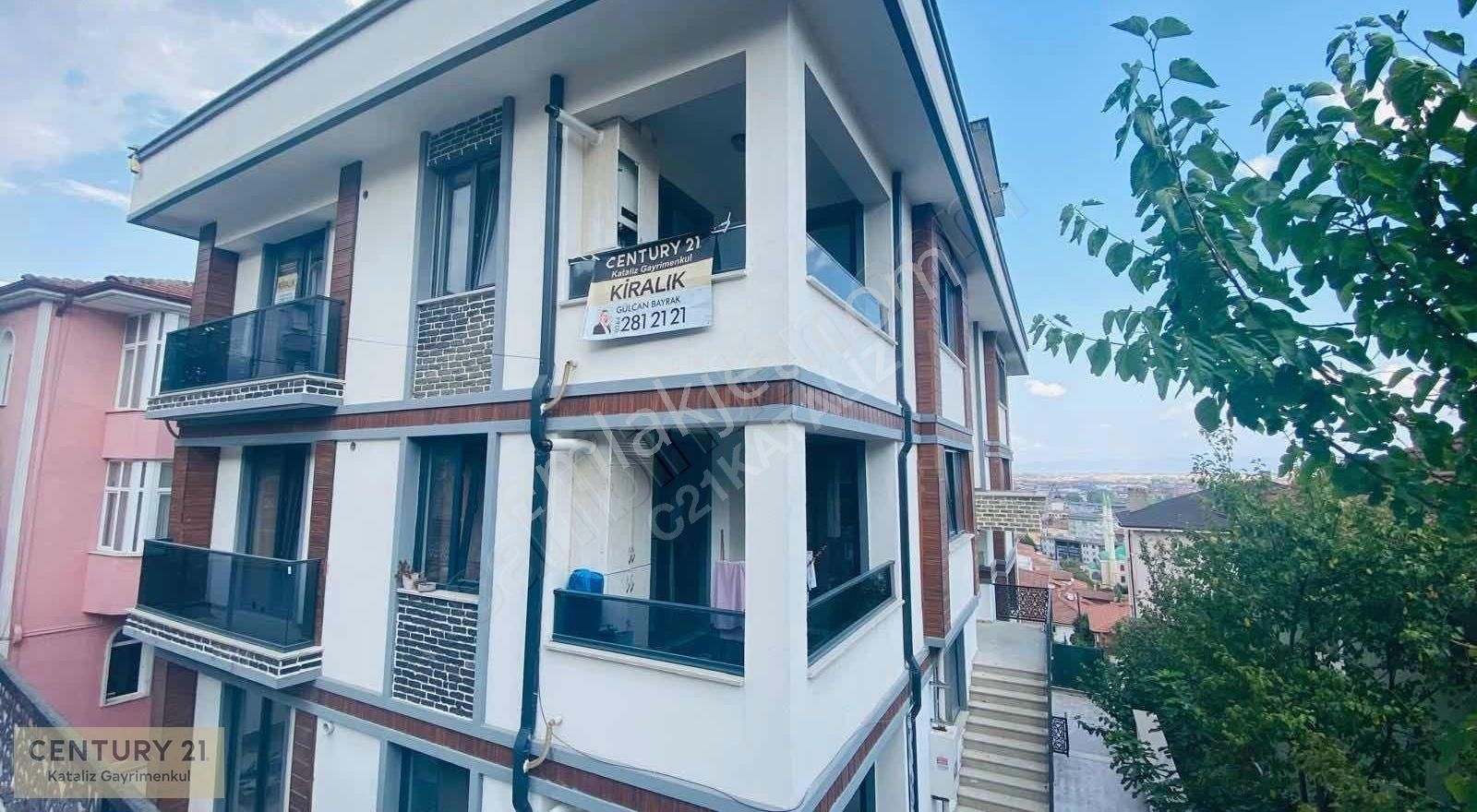 Serdivan İstiklal Satılık Residence SERDİVAN KARAKOL KARŞISI SATILIK KOMPLE BİNA