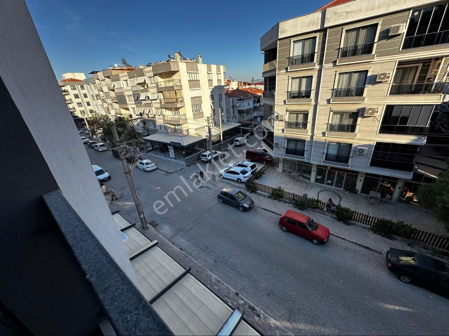 Bergama Fatih Satılık Daire FATİH MAH FERAH 2+1