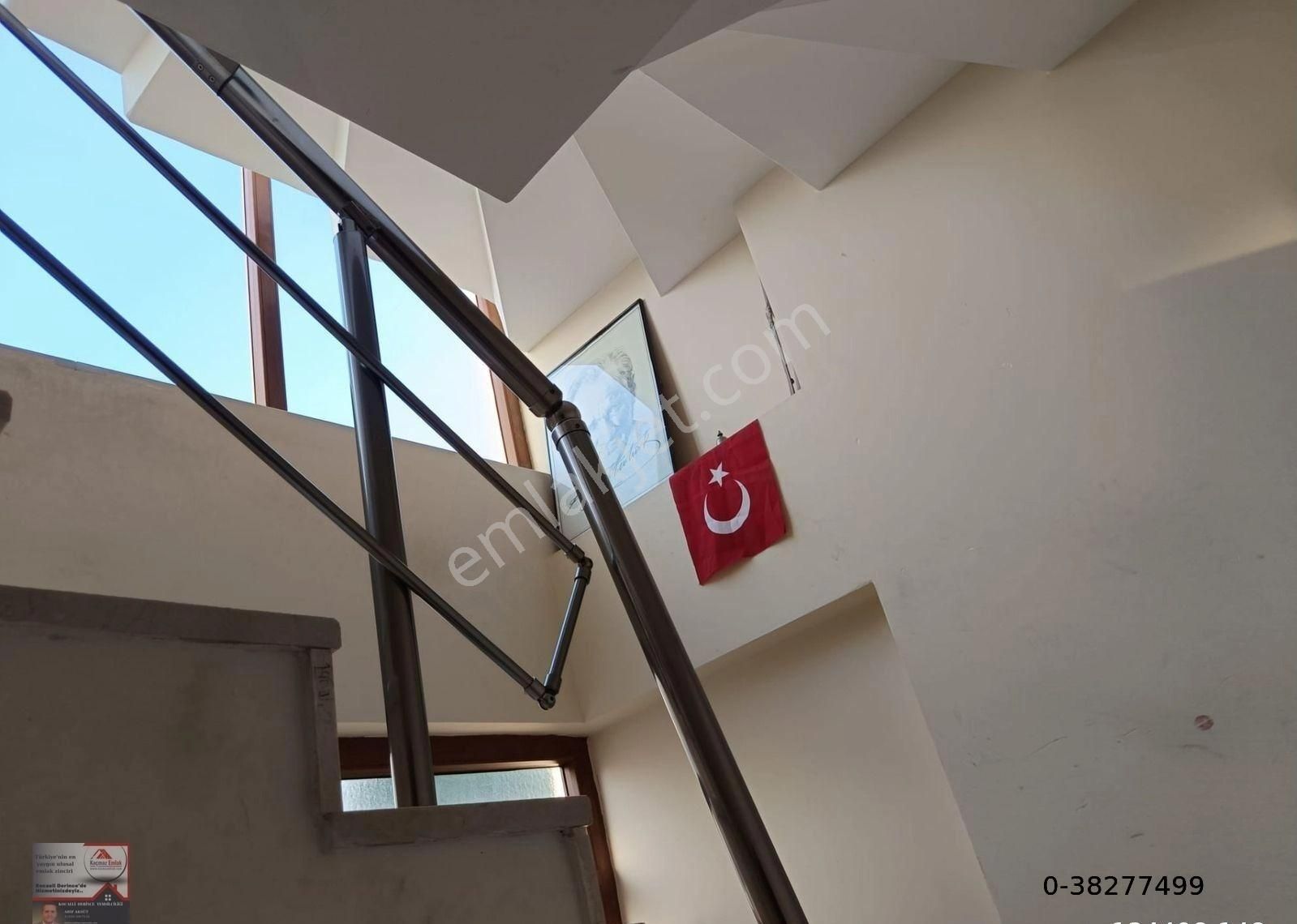 Kaçmaz Emlaktan Kocaeli İzmitte Satılık Deniz Manzaralı 4 Katlı Bina - Görsel 28