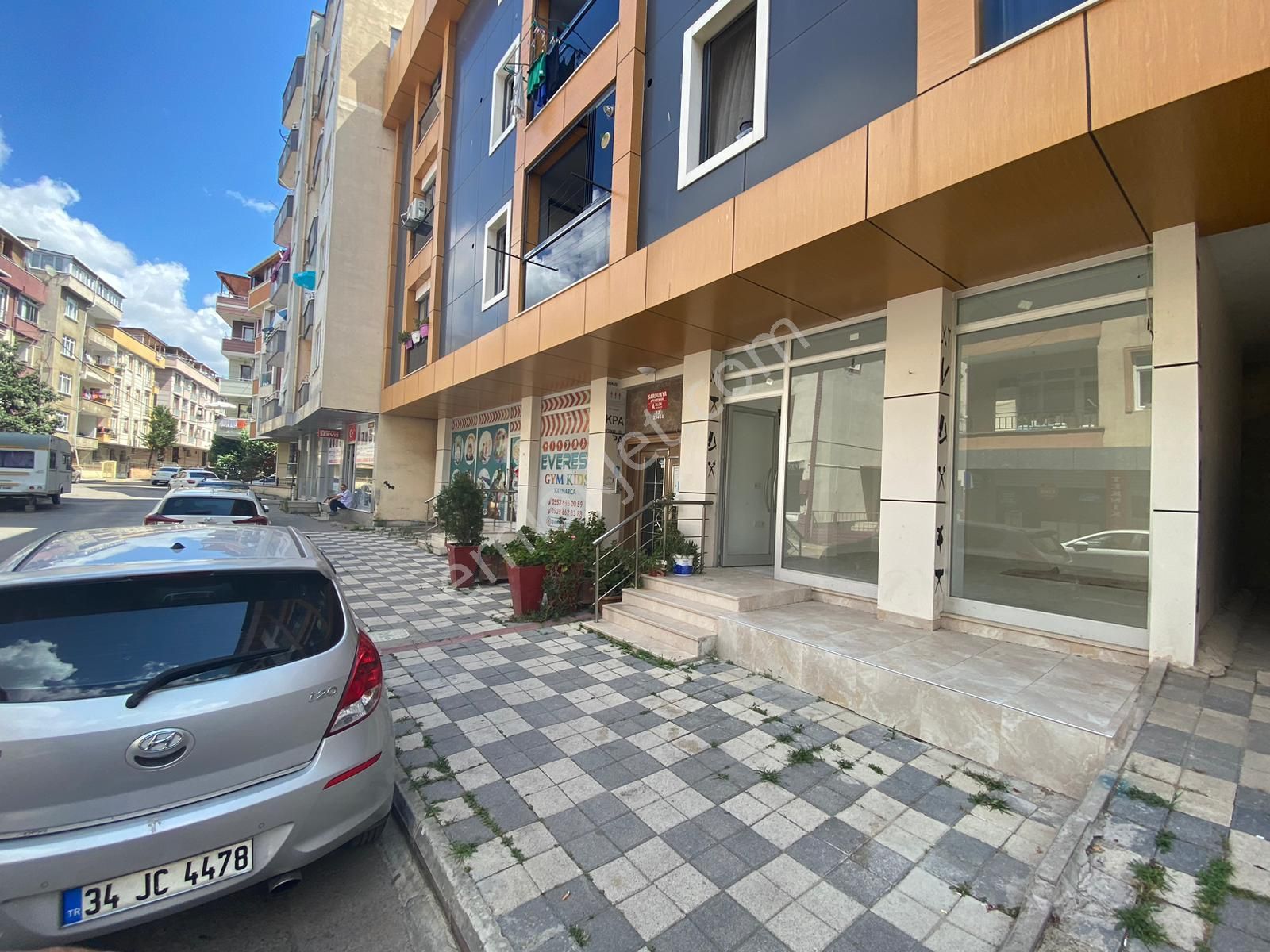 Pendik Kaynarca Kiralık Dükkan & Mağaza Pendik Kaynacada Kiralık 25m2 Dükkan Mağaza