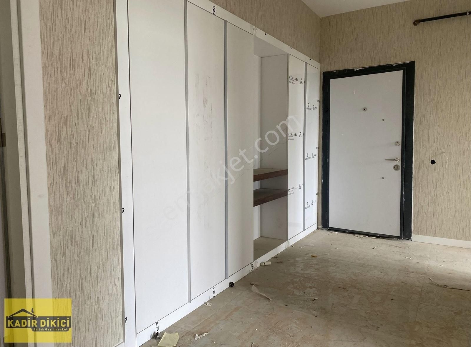 Selçuklu Selçuk Satılık Daire KADİR DİKİCİ'DEN DİLEK GARDEN'DA ARAKAT SATILIK 3,5+1 DAİRE