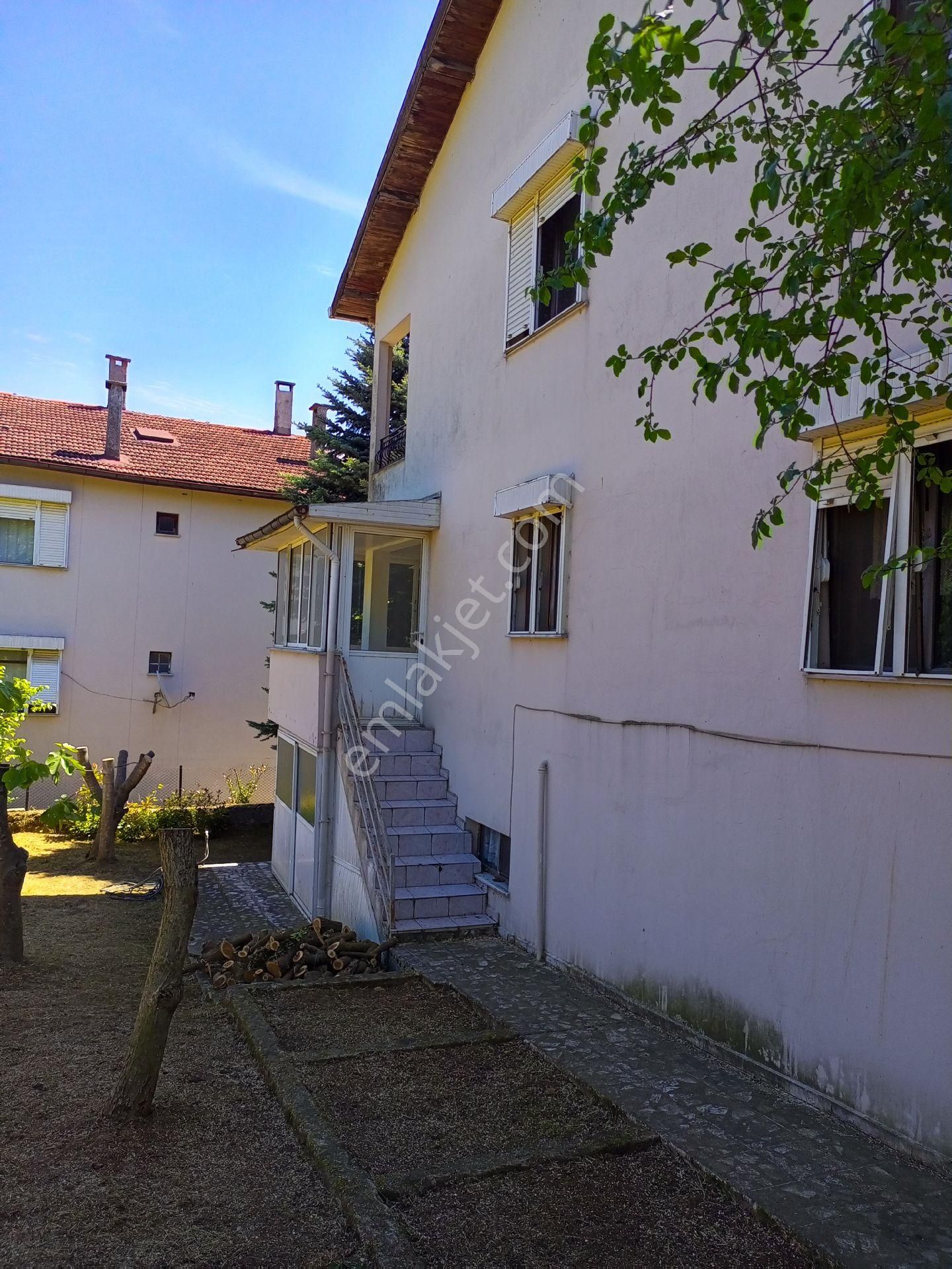 Yalova'nın En Güzel Köyü Güneyköy'de Harika Bir Villa - Görsel 14