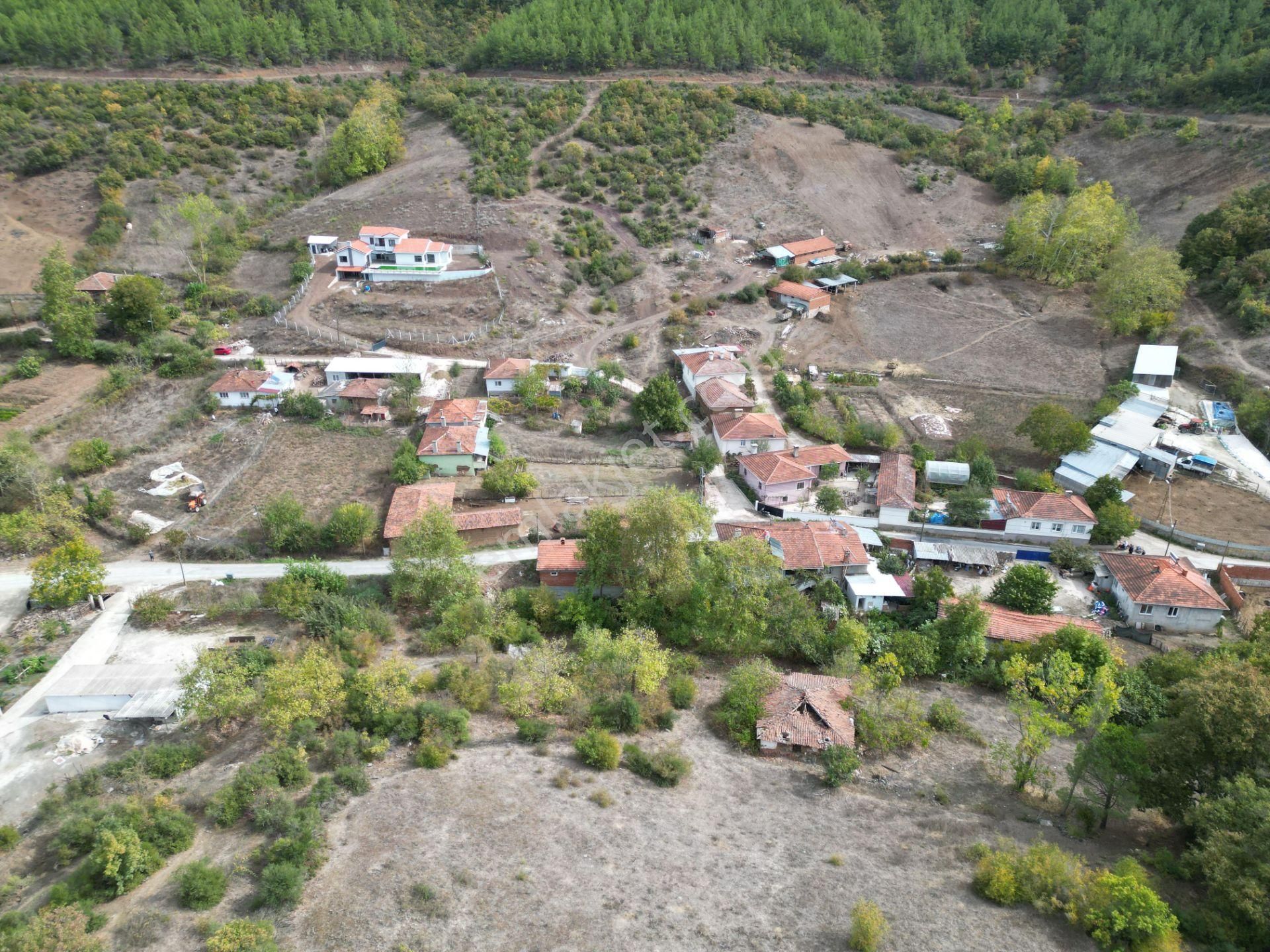 Yenice Aşağıkaraaşık Köyü Satılık Villa İmarlı Çanakkale Yenice Aşşağıkaraaşık Köyünde 1600 M2 Hakim Noktada Arsa Fırsatı