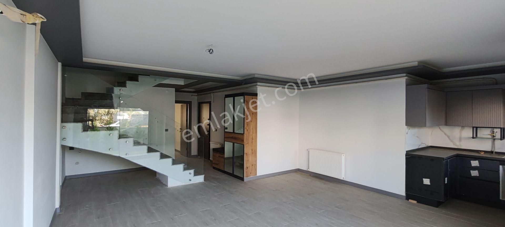 Kuşadası Ege Mah 3+1 Ters Dubleks Daire - Görsel 3