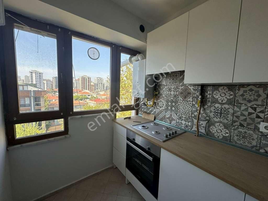 Maltepe Altıntepe Kiralık Daire  Altıntepe Sahilde Deniz Manzaralı 180M2 3+2 Dubleks