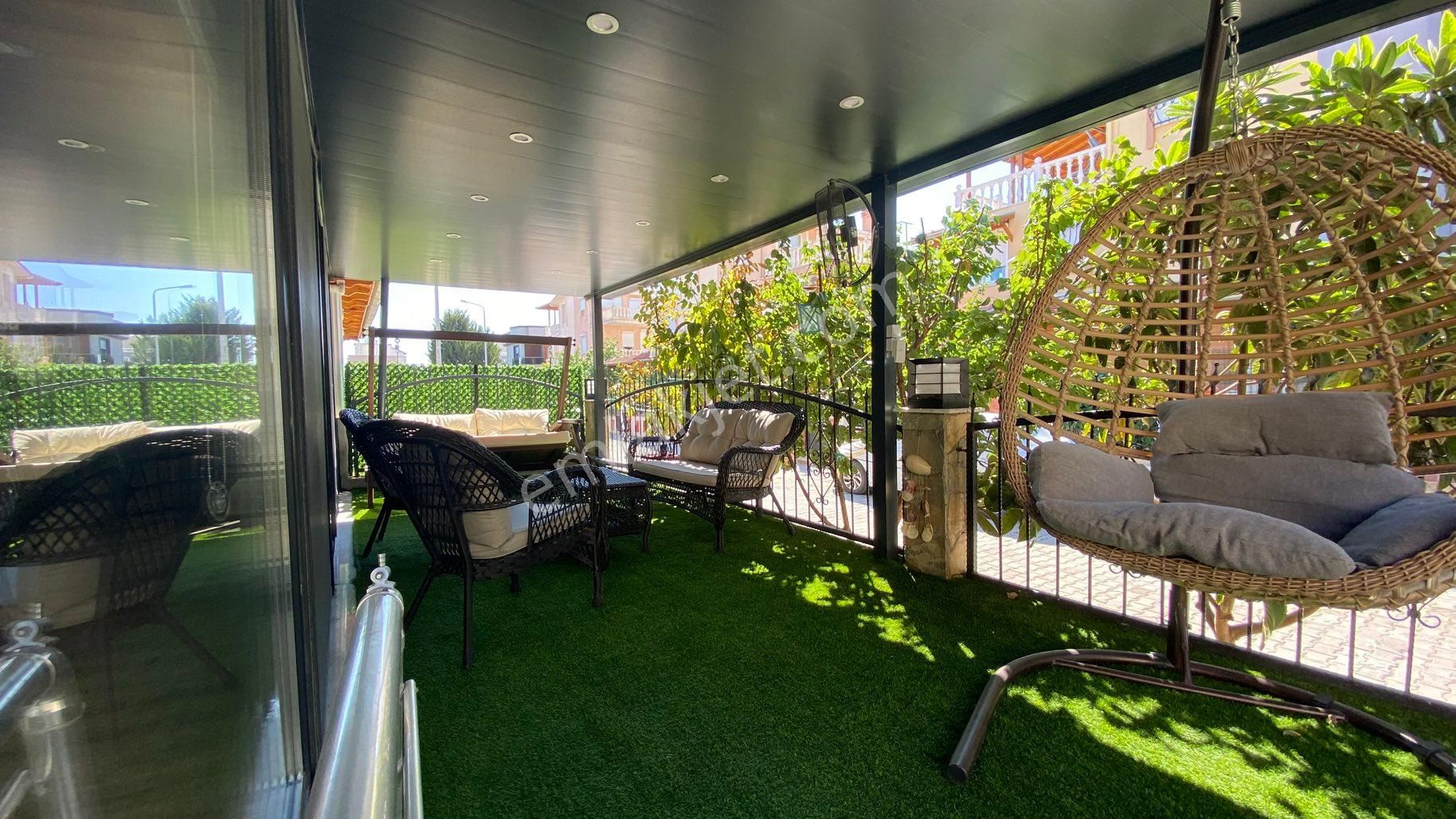 Ürkmez Bengilerde Denize Yakın Villa - Görsel 18