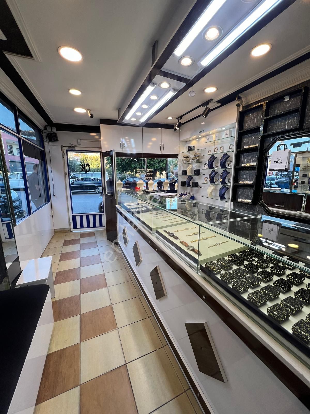 Narlıca Mahallesinde Bulvar Üzerinde Komple Satılık Müstakil Ev - Görsel 21