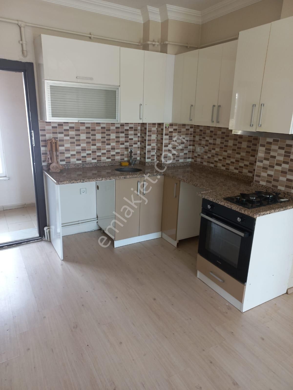 Selçuklu Yazır Satılık Daire  TRAMVAYA 200 METRE 1+1 DUBLEKS SATILIK DAİRE