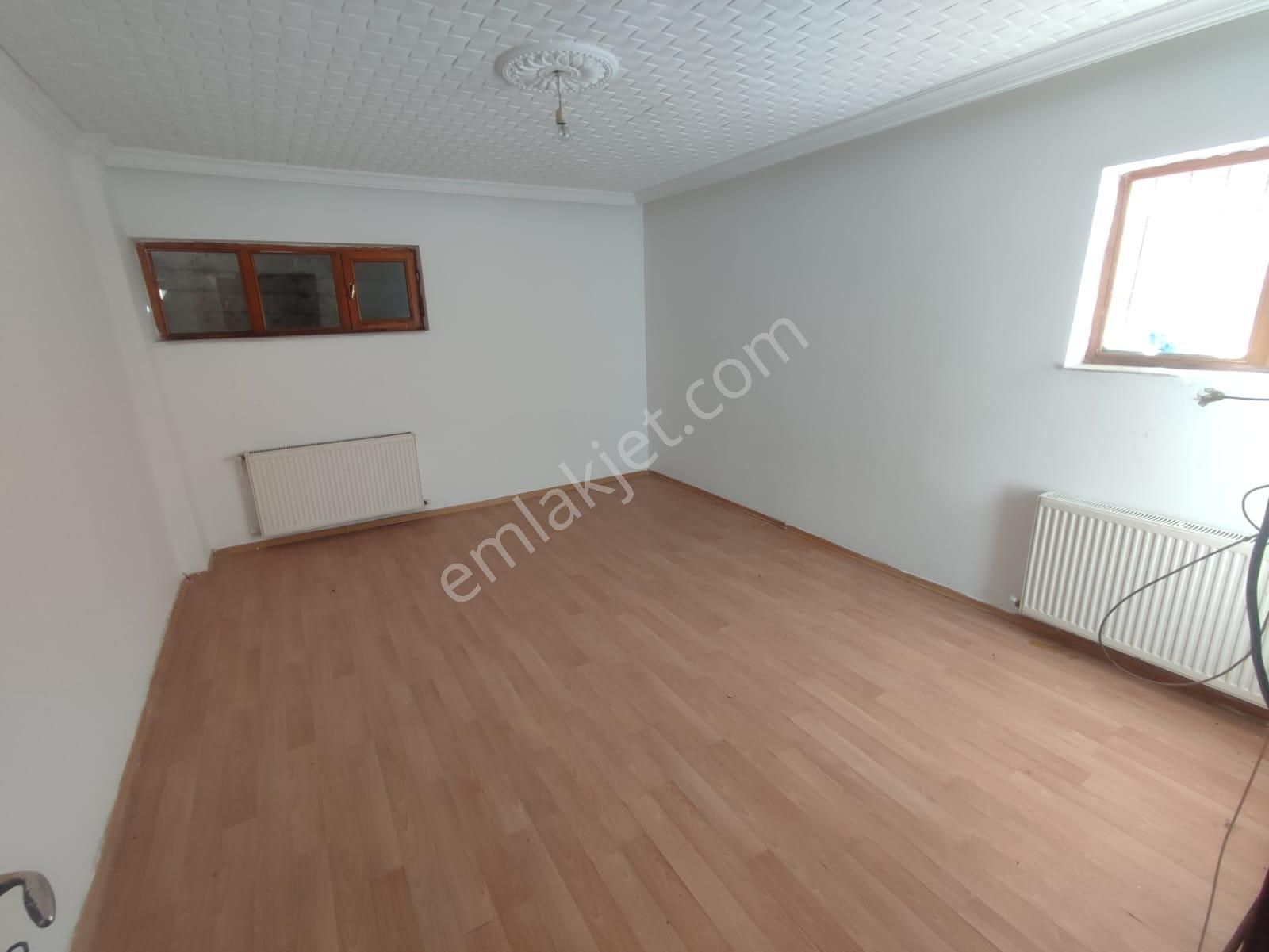 Sincan Malazgirt Satılık Daire  HAKAN EMLAKTAN 2+1 ASANSÖRLÜ KELEPİR UYGUN FİYAT FIRSAT DAİRE