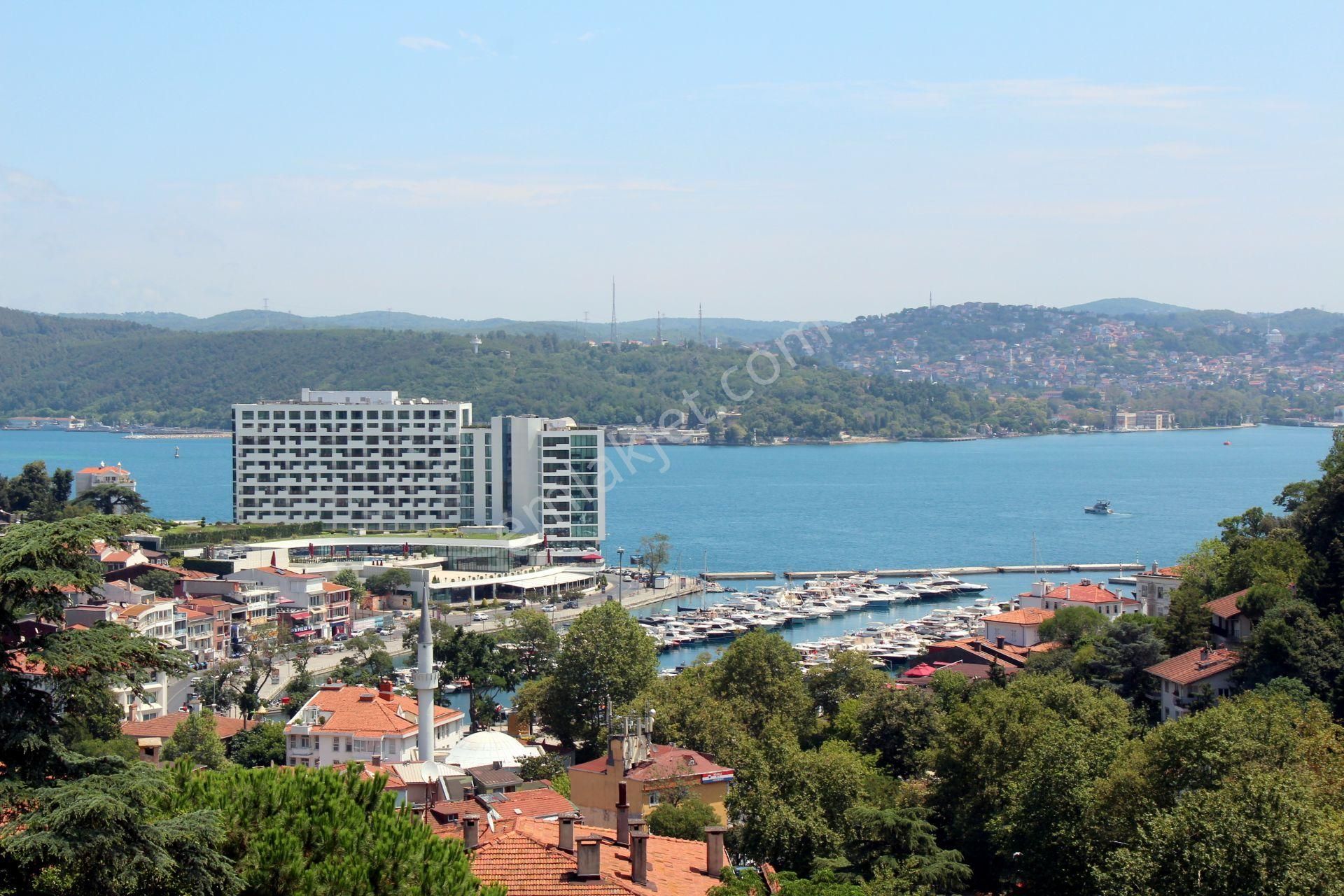 Sarıyer Tarabya Kiralık Daire  KİRALIK 3+1 TARABYA MÜKEMEL BOĞAZ MANZARALI GÜVENLİKLİ SİTEDE ŞIK KLAS