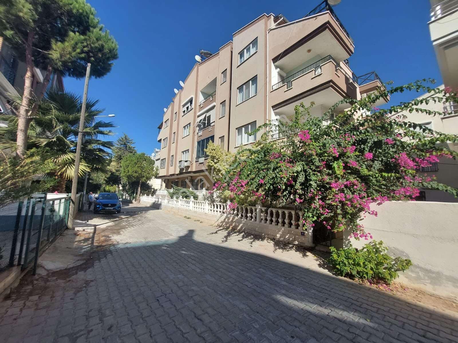 Didim Çamlık Satılık Daire  AYDIN DİDİM ÇAMLIK MAHALLESİ ALTINKUM PLAJINA DENİZE 300m FULL EŞYALI 3+1 SATILIK DAİRE