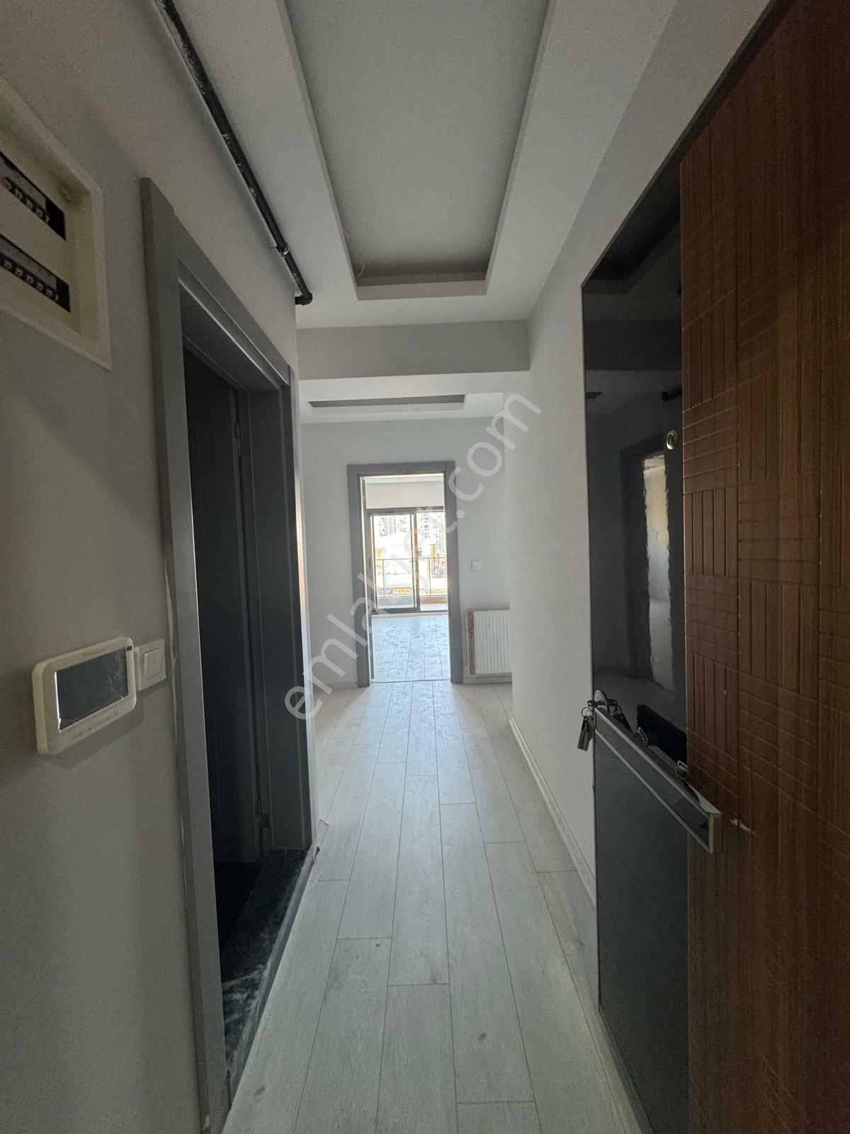 İzmir Karşıyaka İmbatlı Anadolu Cad Üzerinde 2+1 Sıfır Daire - Görsel 3