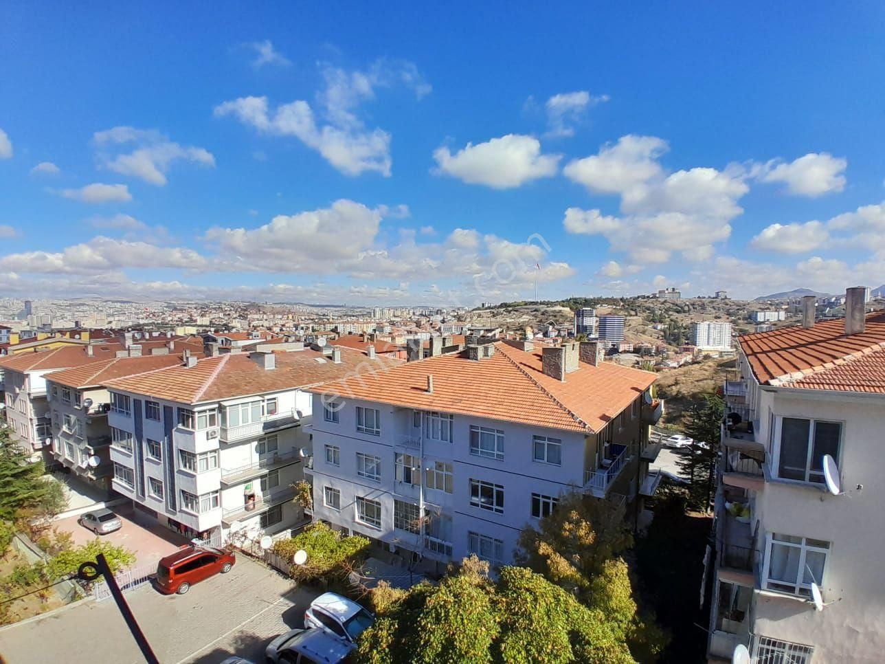 Çankaya Seyranbağları Satılık Daire  YAPRAK SOKAK'TA 3+1 SIFIR LÜKS YAPILI KAPANMAZ MANZARALI DAİRE