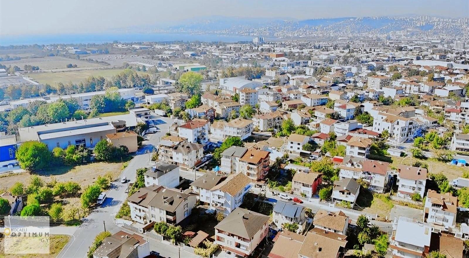 Başiskele Vezirçiftliği Satılık Konut İmarlı KOCAELİ OPTİMUM GY'den KELEPİR FİYATA %30 İMARLI 272 m2 ARSA