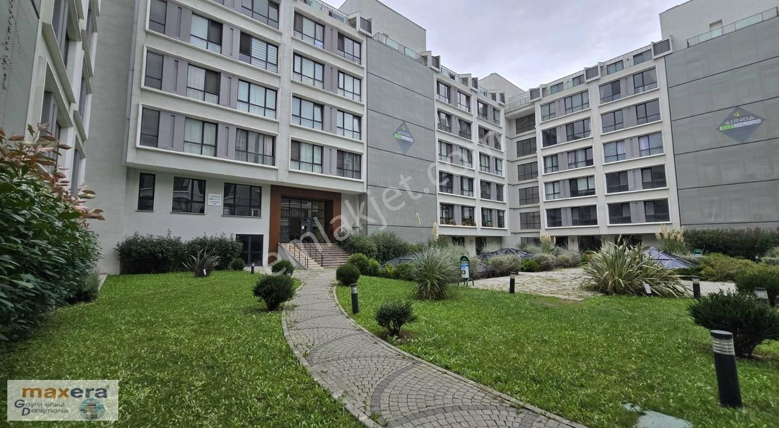 Bakırköy Zuhuratbaba Kiralık Daire ALİNDA PARK LUNA EVLERİNDE 3.KATTA 1+1 78 M2 FULL EŞYALI DAİRE