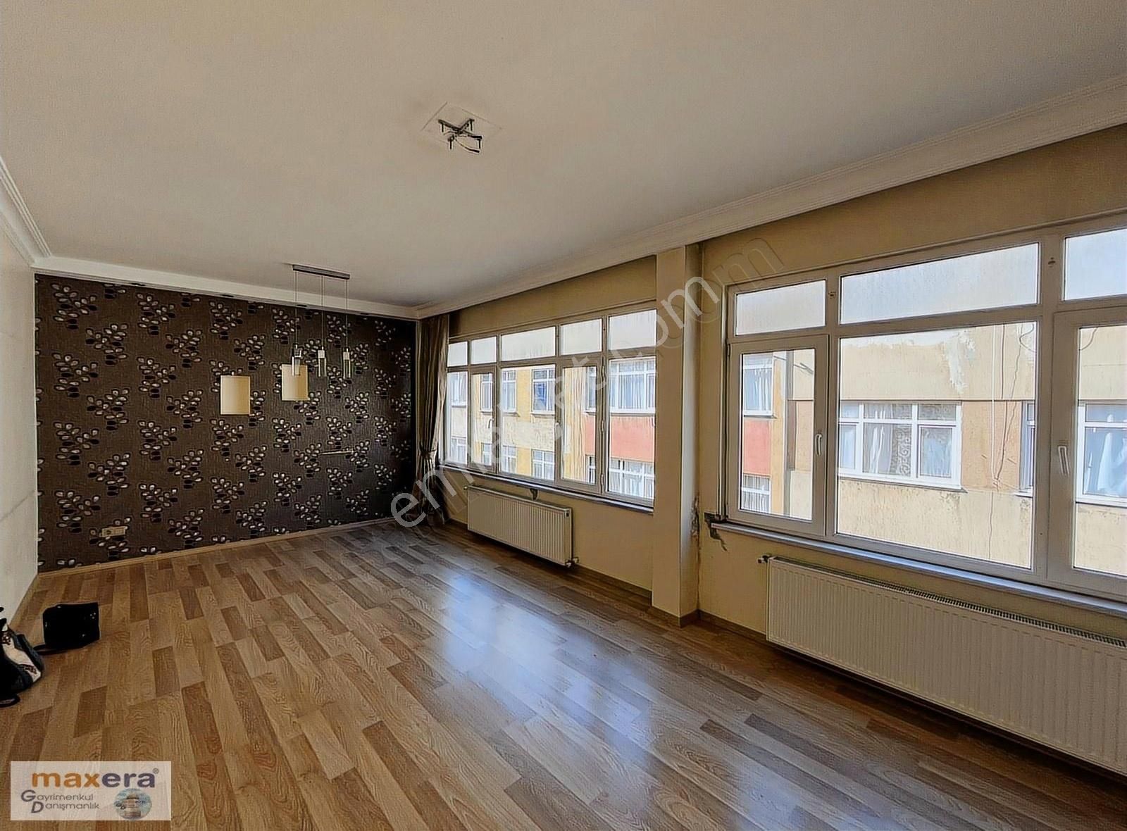 Bakırköy Sakızağacı Kiralık Daire BAKIRKÖY SAKIZAĞACINDA MARMARAYA YAKIN GENİŞ 2+1 95M2 İÇİ YAPILI