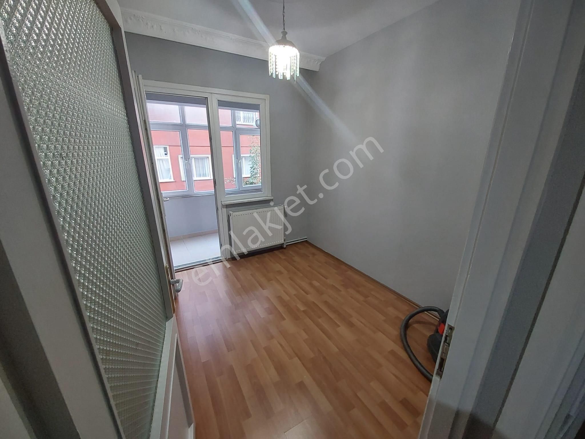 Ümraniye Atatürk Mahallesi Çarşı Merkezi 2+1 Kiralık Daire - Görsel 21