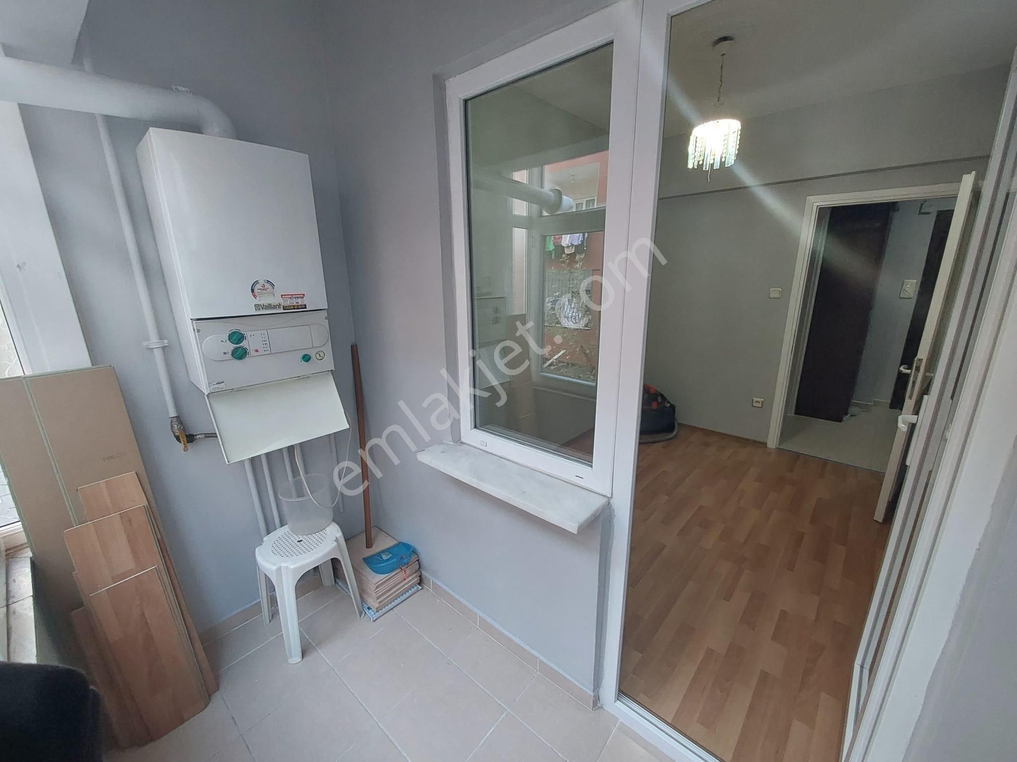 Ümraniye Atatürk Mahallesi Çarşı Merkezi 2+1 Kiralık Daire - Görsel 24