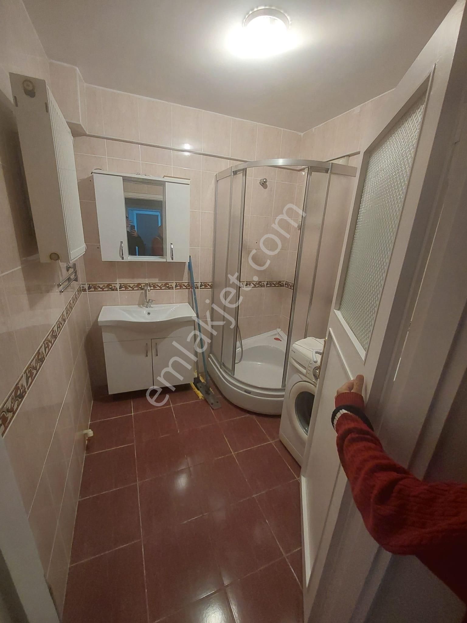 Ümraniye Atatürk Mahallesi Çarşı Merkezi 2+1 Kiralık Daire - Görsel 17