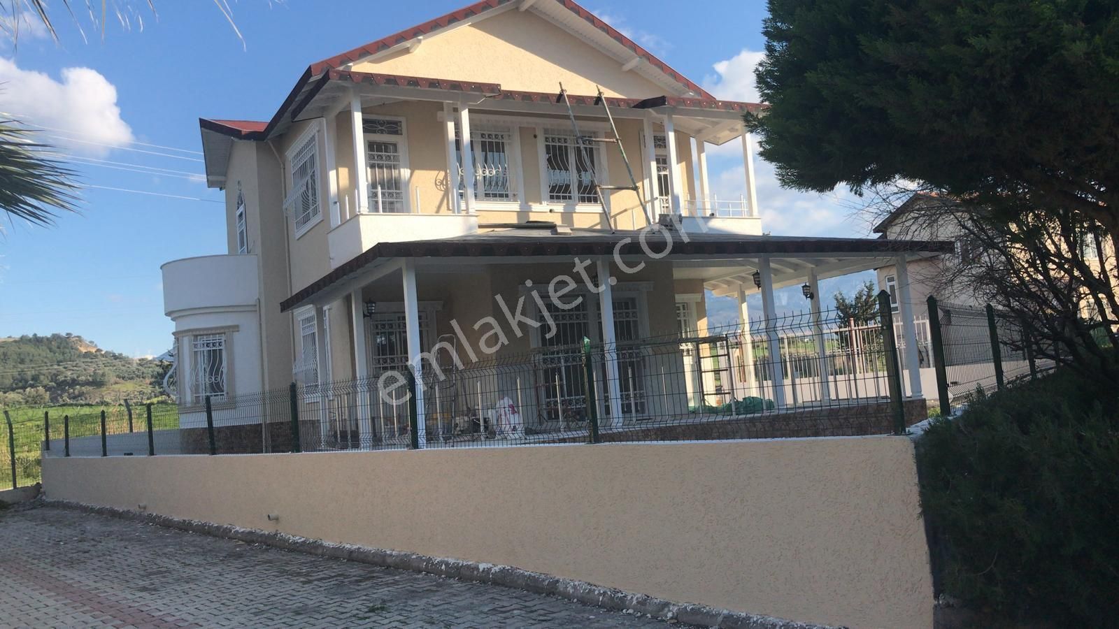 Arsuz Madenli Satılık Daire MADENKÖY SİTESİNDE SATILIK MASRAFSIZ FIRSAT VİLLA