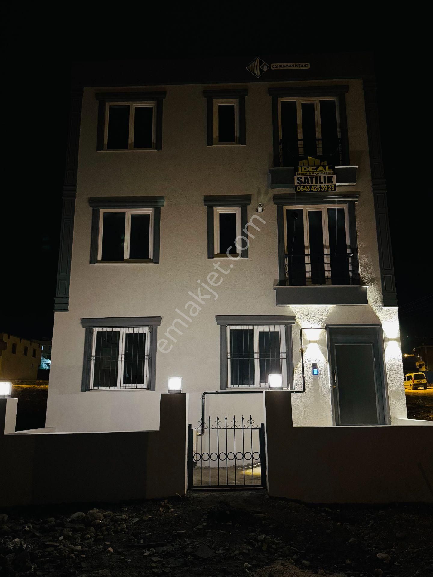 Kilis Merkez Atatürk Satılık Daire Üniversite Yanı Sıfır 2+0 Satılık Daire