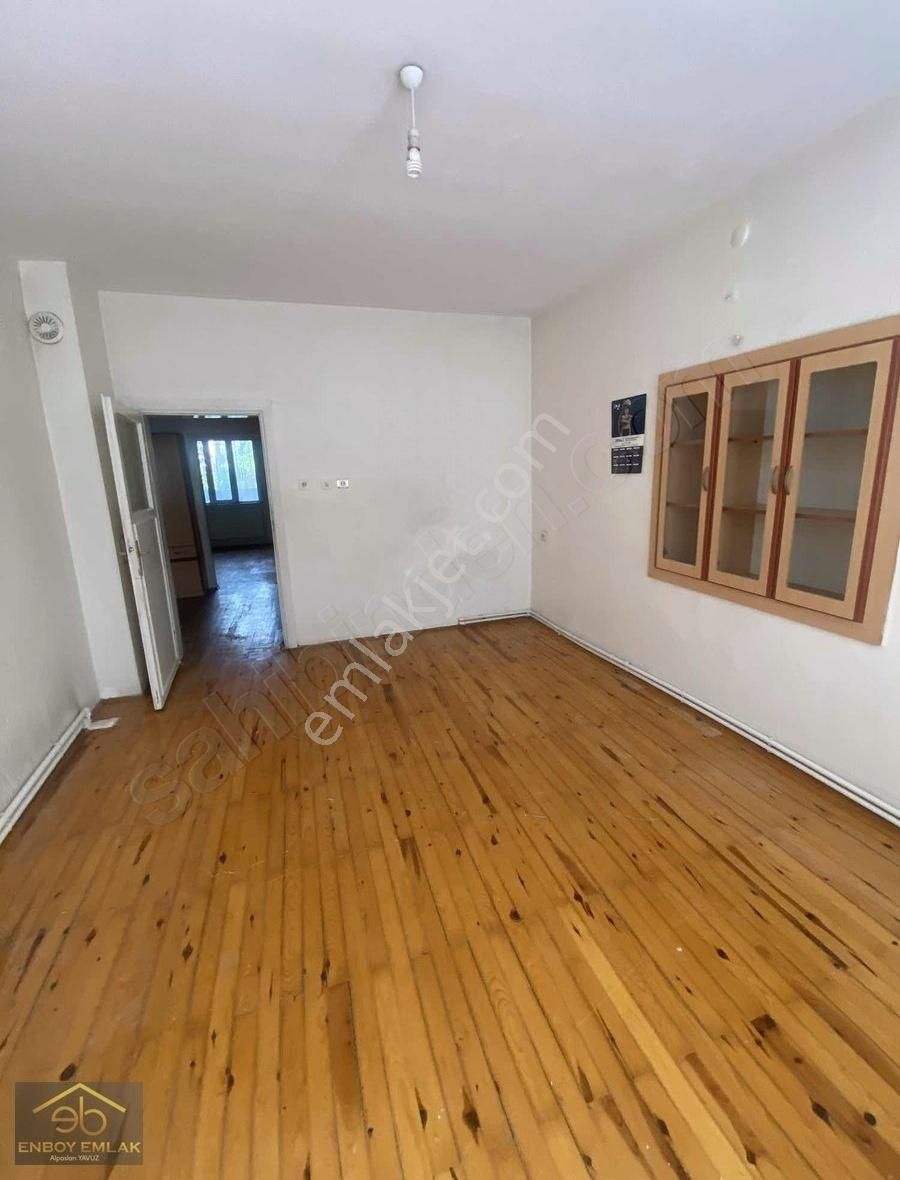 Sandıklı Çakır Kiralık Daire Enboy Emlak'tan Kiralık 2+1 Daire