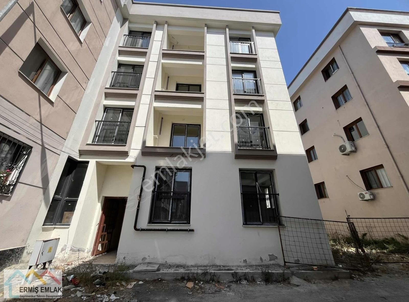 Buca Hürriyet Satılık Daire SATILIK SIFIR 2+0 DOĞALGAZLI DAİRE