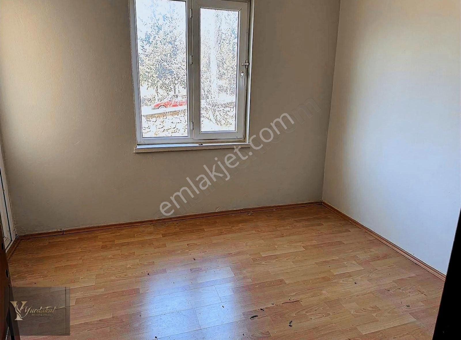 Kepez Çankaya Kiralık Daire Site içinde 3+1 çok geniş onu açık katta