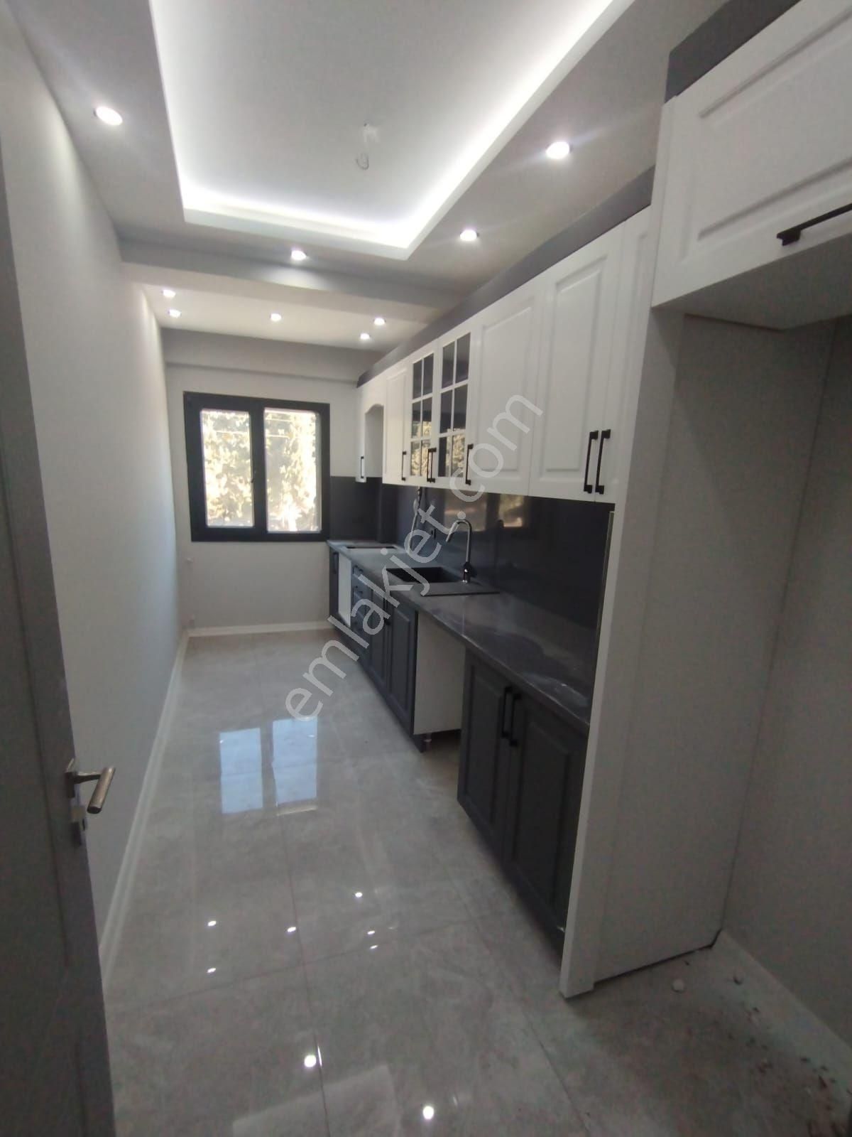 Bergama Fatih Satılık Daire SATILIK 3+1 DAİRELER 