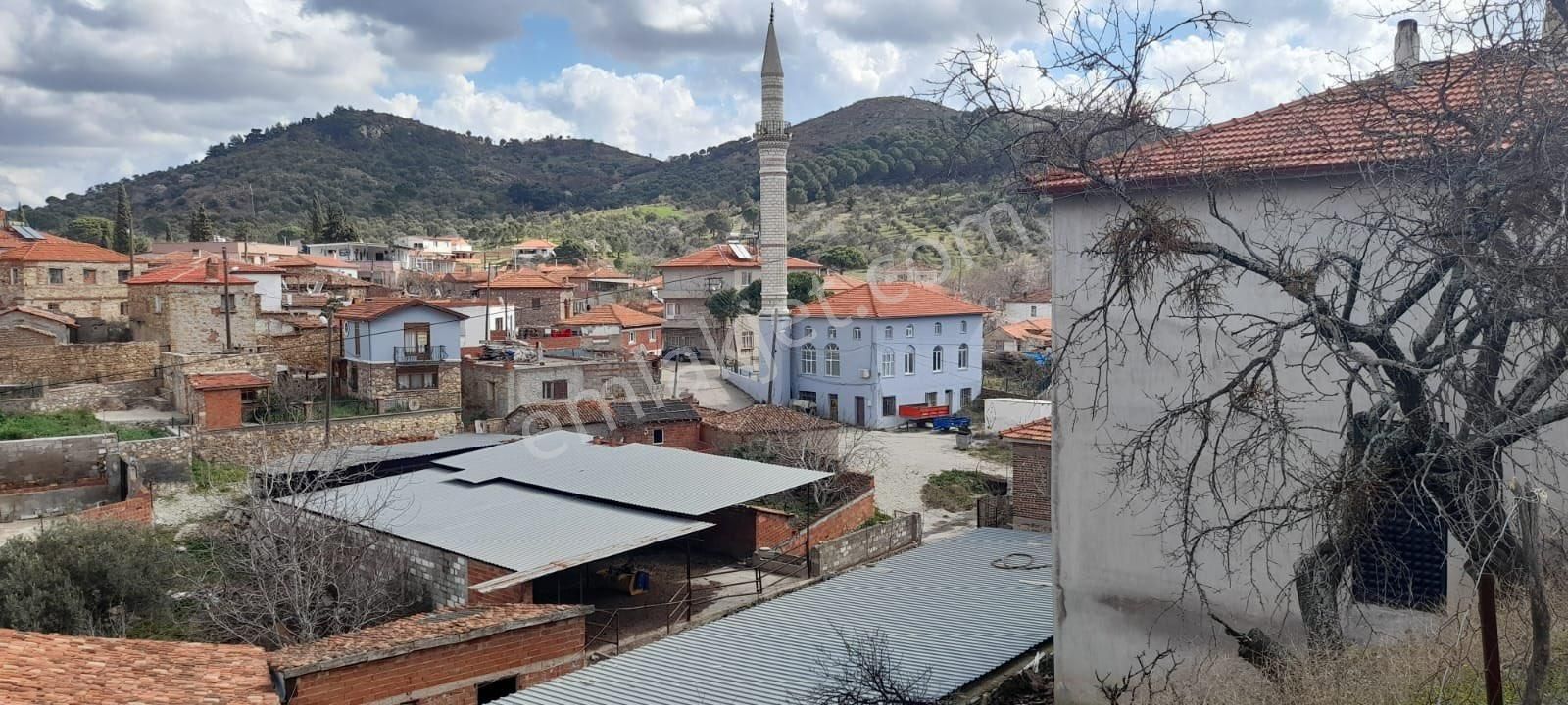 Gömeç Kuyualan Satılık Köy Evi  GÖMEÇ TE SATILIK KÖY EVİ