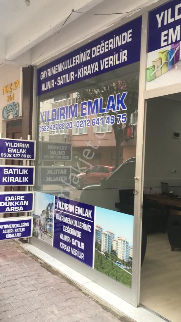 İnegöl Mahmudiye Satılık Dükkan & Mağaza Ertuğrulgazi Cd. Girişinde En Gözde Yerde 4 Katlı Her Katta 300 M2 Showroom Binası