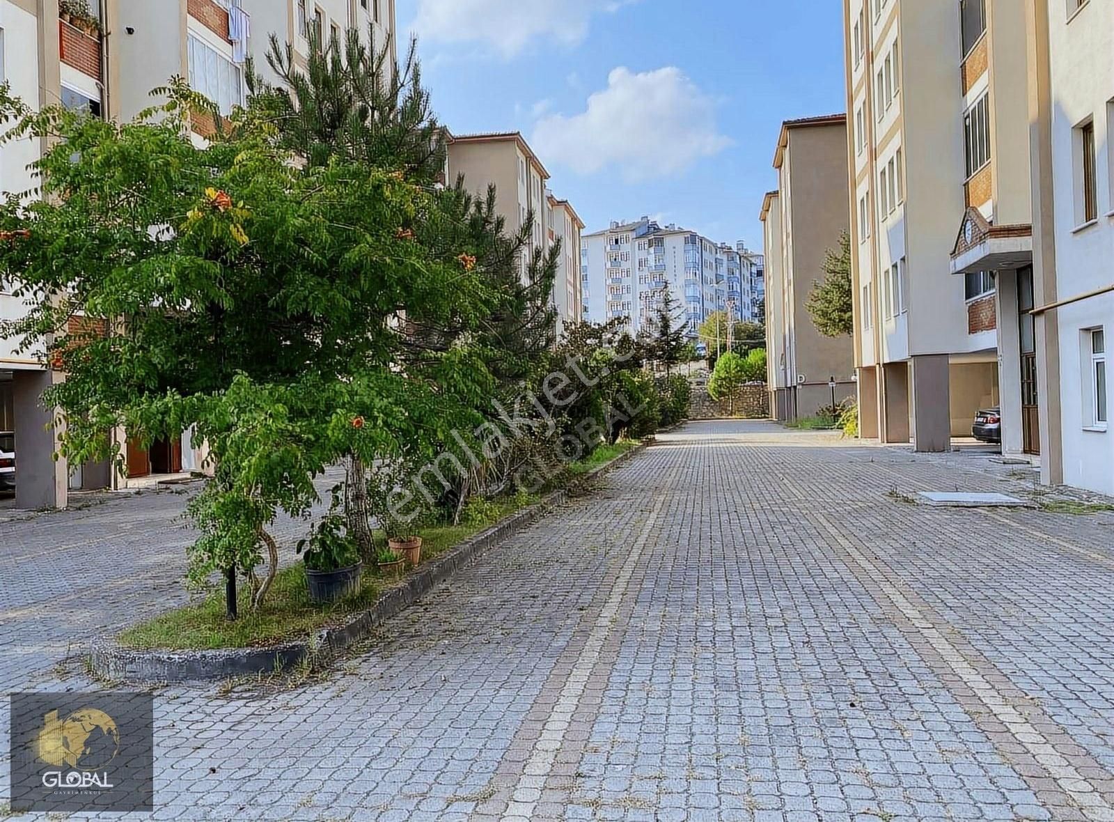 Bartın Merkez Orduyeri Satılık Daire MARTI SİTESİNDE İÇİ SIFIR YAPILI SATILIK LÜX DAİRE