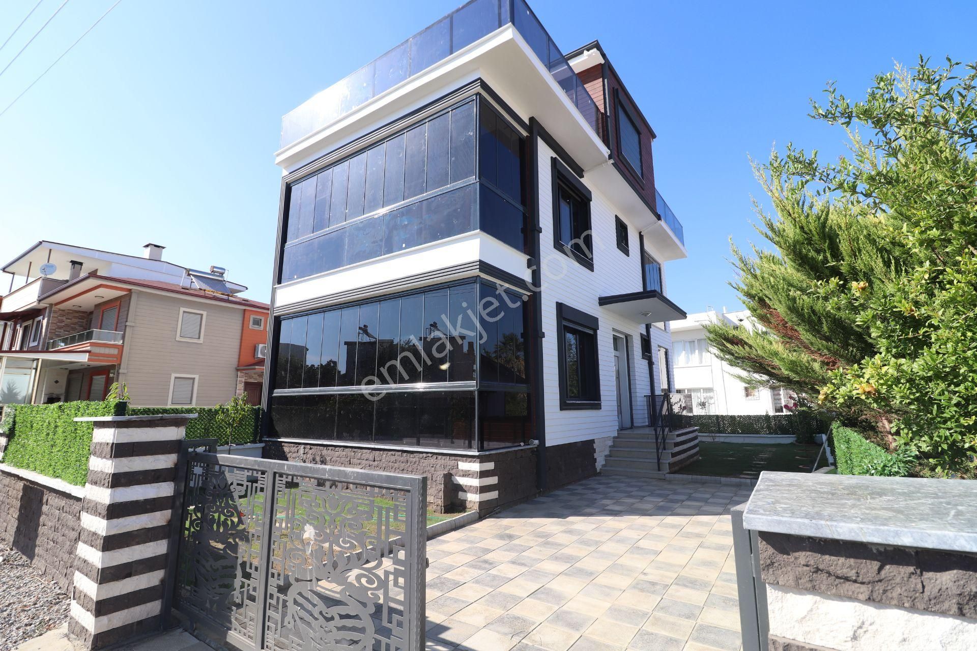 Edremit Güre Satılık Villa  IRMAKSUDAN GÜRE DE DENİZ VE DOĞA MANZARALI SATILIK 3+1 VİLLA