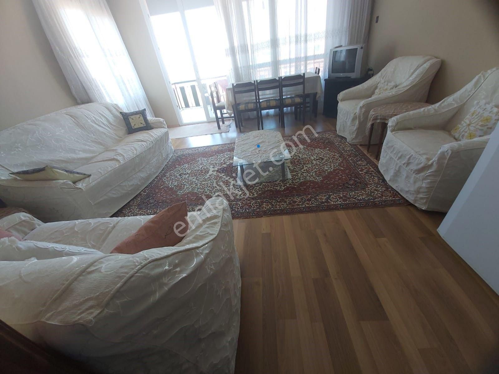 Urla İskele Kiralık Daire  BULUR dan Urla İskele Mah.de Eşyalı Kiralık 2+1 Deniz Manzaralı Daire