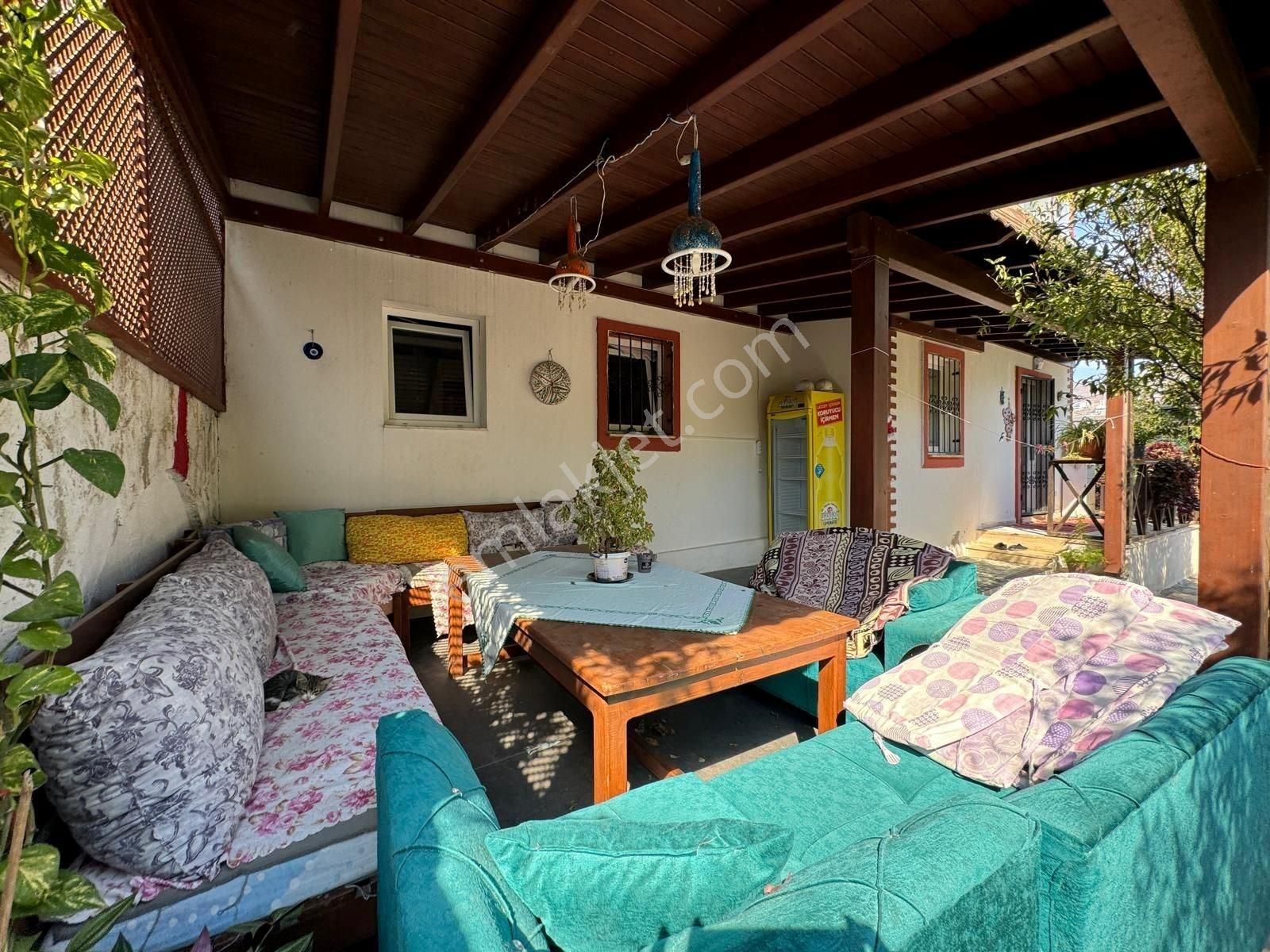 Turgutreis Bahçelievler Mahallesinde Müstakil Yaşam Sunan Denize Yürüş Mesafesinde - Görsel 13