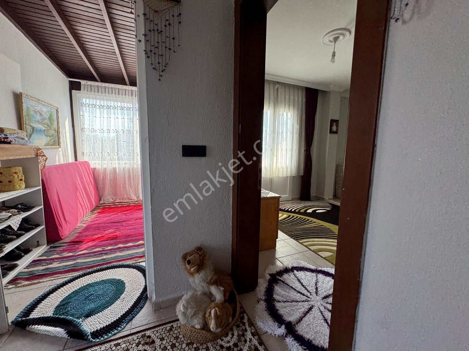 Turgutreis Bahçelievler Mahallesinde Müstakil Yaşam Sunan Denize Yürüş Mesafesinde - Görsel 28