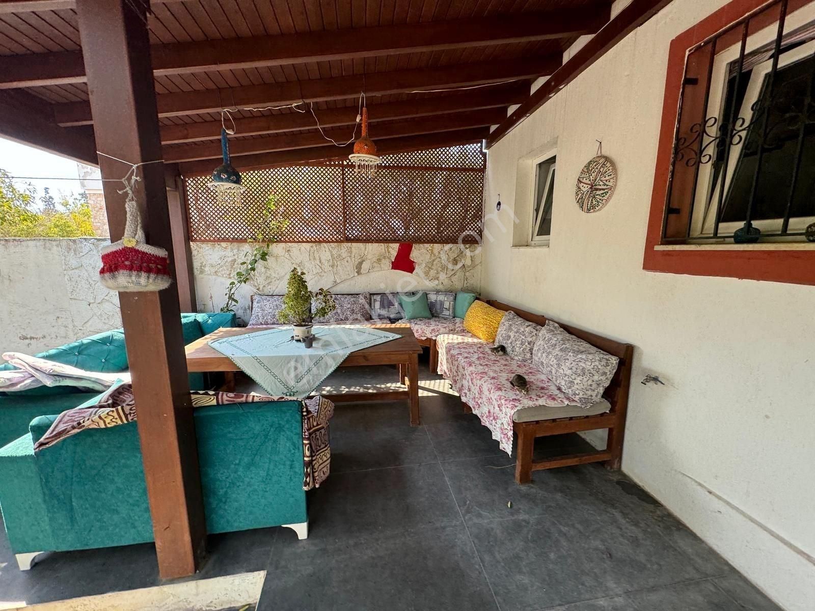 Turgutreis Bahçelievler Mahallesinde Müstakil Yaşam Sunan Denize Yürüş Mesafesinde - Görsel 12