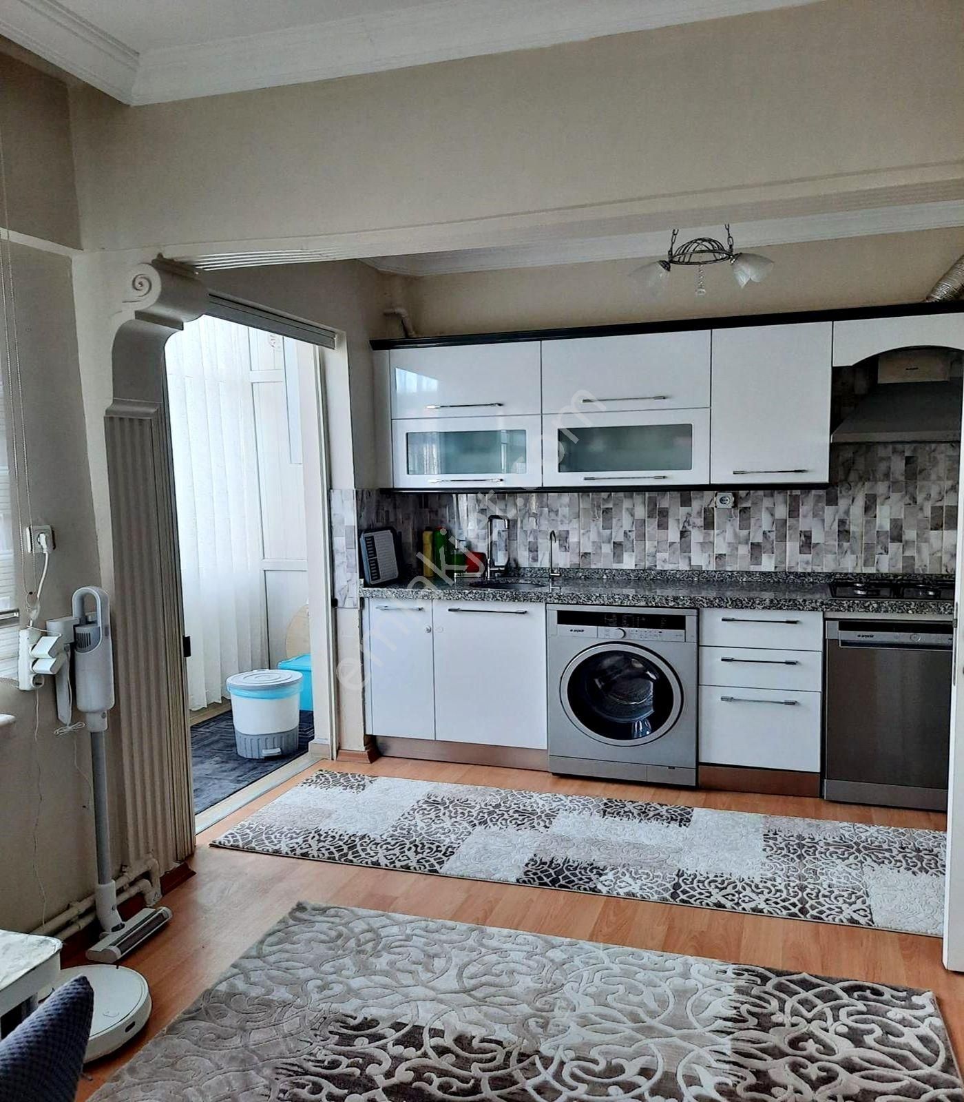 Yenimahalle Özevler Satılık Daire  ÖZEVLER DE 3+1 YAPILI SATILIK DAİRE